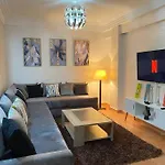 Studio, A Proximite De La Gare